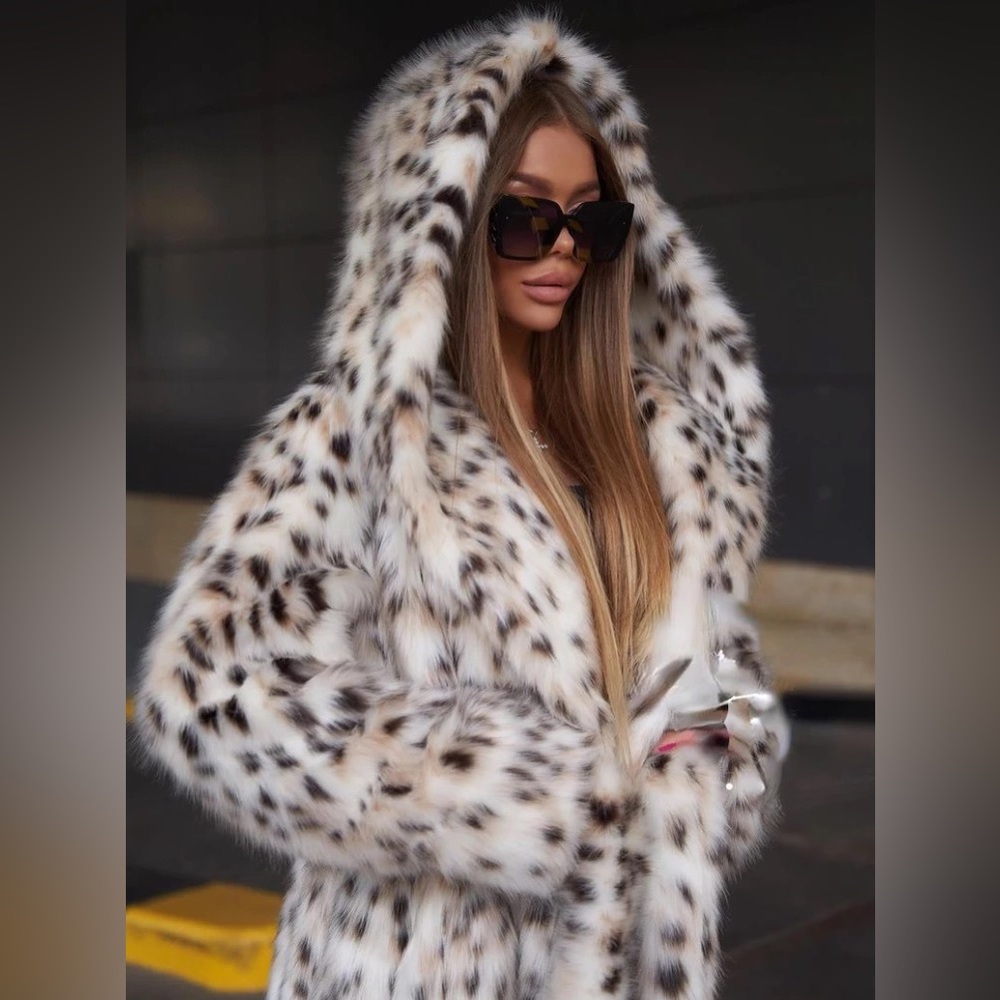 Alpes Françaises Fluffy Faux Fur Midi Wrap Coat In Soft Burmese - Picture 6 of 6